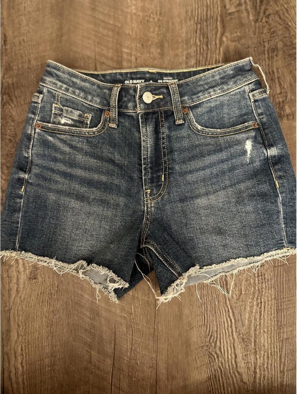 Old Navy Women's Blue and Navy Shorts